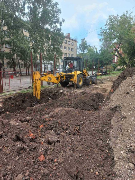 Продам эксковатор JCB3