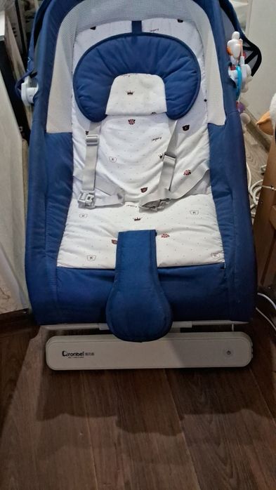 Продам заколисувальний центр.