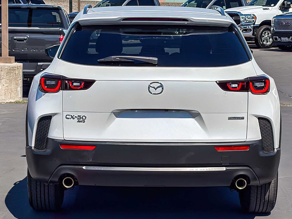 Mazda Cx-50      2024