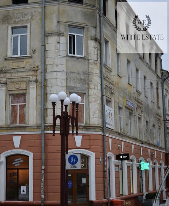 Продаж комерційного приміщення на Централтній площі