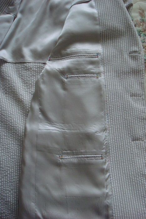 Летний итальянский мужской костюм Alexander Gardi.Чехол в подарок.