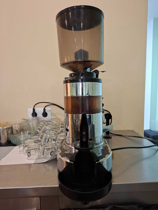 Máquina de Café Industrial Com Filtro de Água e Moinho de café Industrial