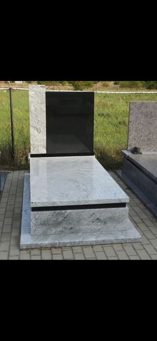 Nagrobki grobowce 250cm na 120