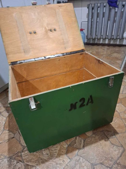 Скриня часів СРСР, міцна фанера, розміри 53/37/38 см