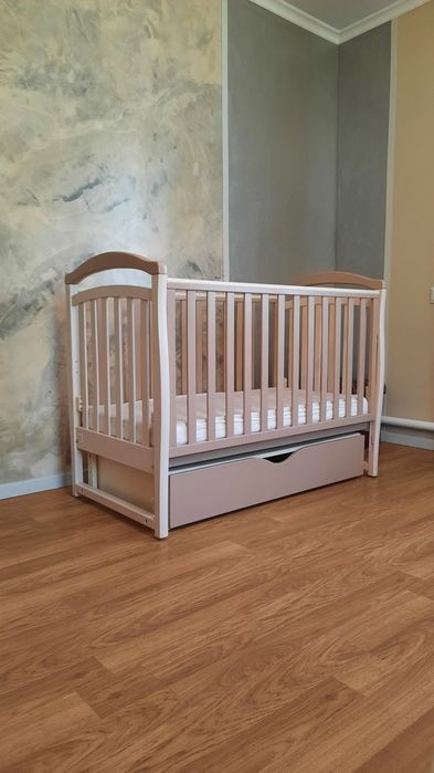 Дитяче ліжечко з матрацом та маятниковим механізмом. "Верес лд6"