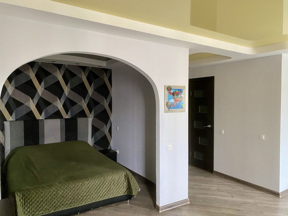 Доба-1050,3год-600,на Ніч-850 Ч.Калини,Маяковського Троєщина Флоренція