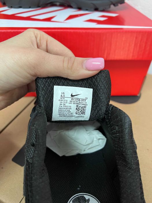 Женские кроссовки Nike Vomero 5 Black. Размеры 36-40