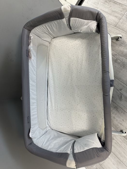 Продам ліжичко Chicco next2me dream