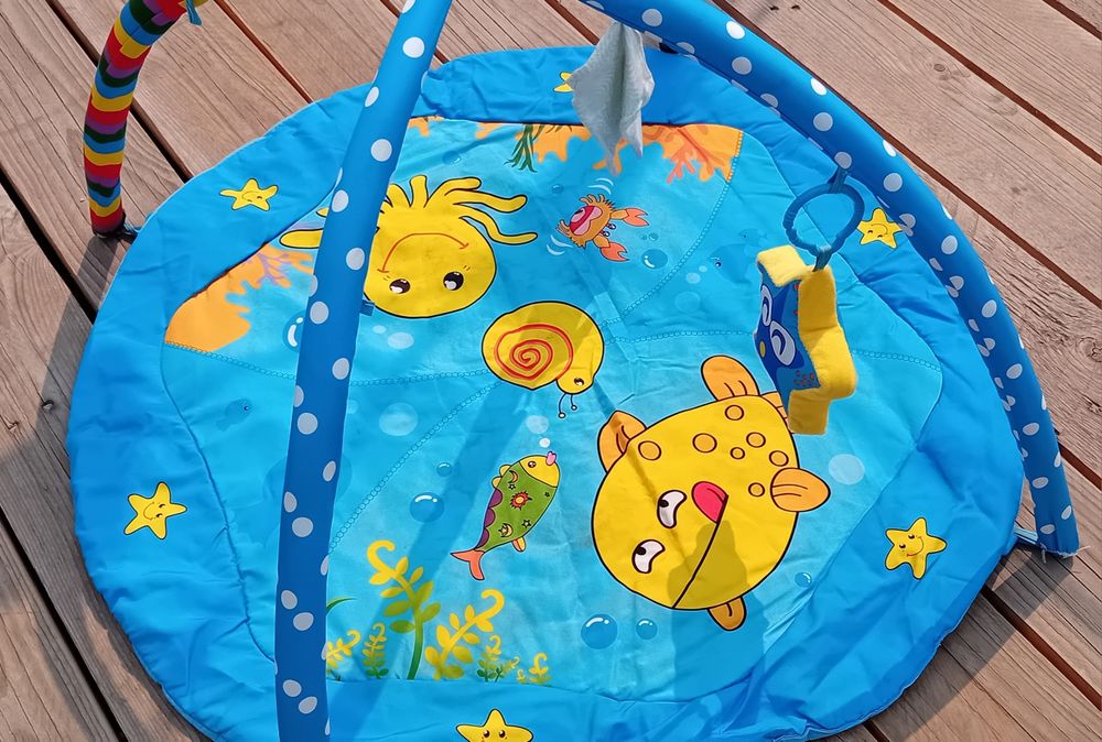 Tapete /ginásio de bebé