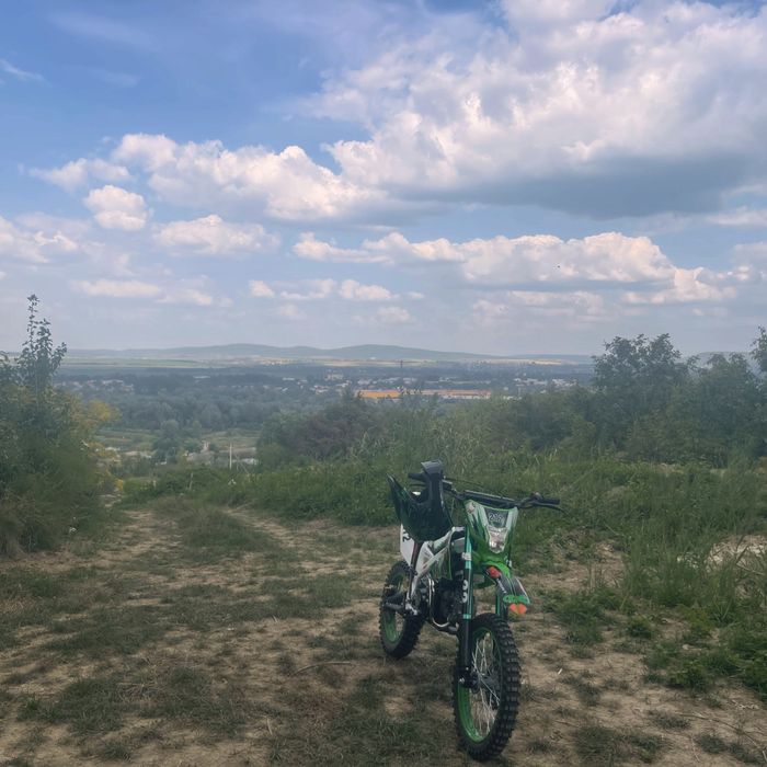 Пітбайк 125 кубів