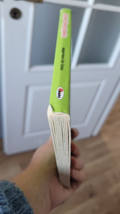 Książka  dla dzieci  Jeżyk  i Spreżynka Wyprawa do Lasu