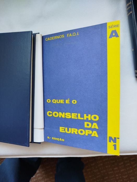 Vendo  livros edição Terra-Livre, magníficos  encadernados