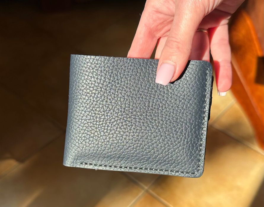 Portfel ręcznie robiony ze skóry naturalnej