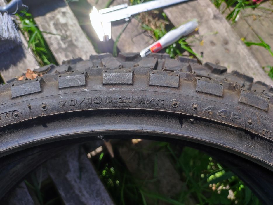 Bridgestone TW19 70/100-21 44P – nowa, nieużywana, fabryczne włoski nr. 222