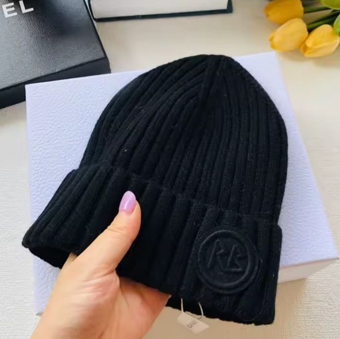 Шапка Ruslan Baginsky