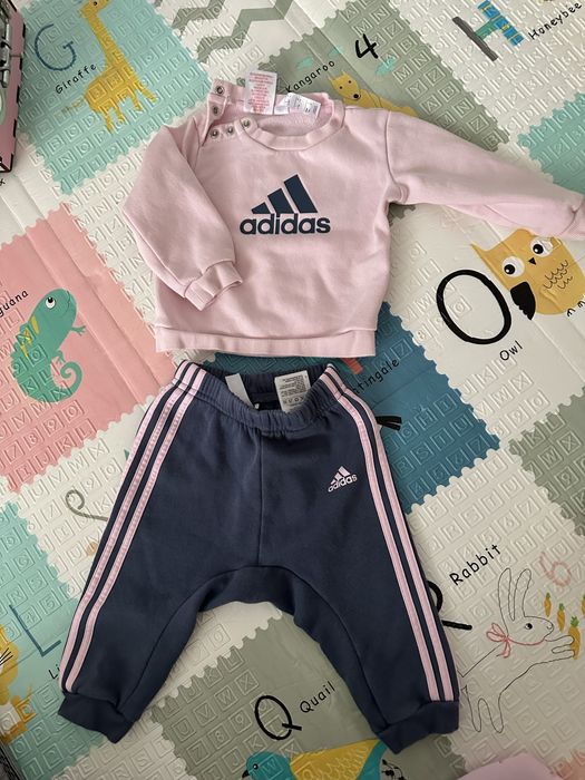 Костюм для дівчинки Adidas ,джинси