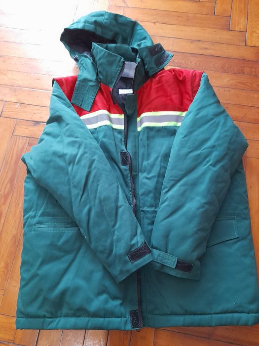 Продам новую спецодежду.