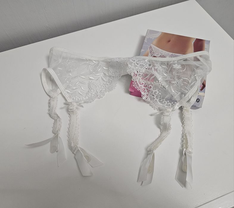 Pas do pończoch Ewana roz. M