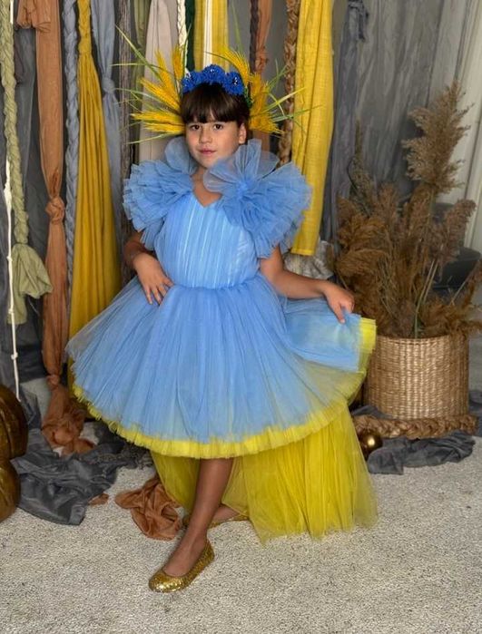 Пишні сукні на випускний в садок