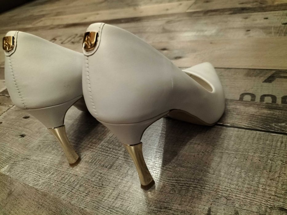 Szpilki białe, ślubne 37