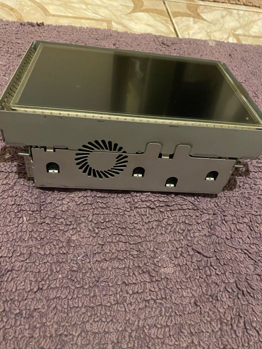 Монітор до Rang Rover