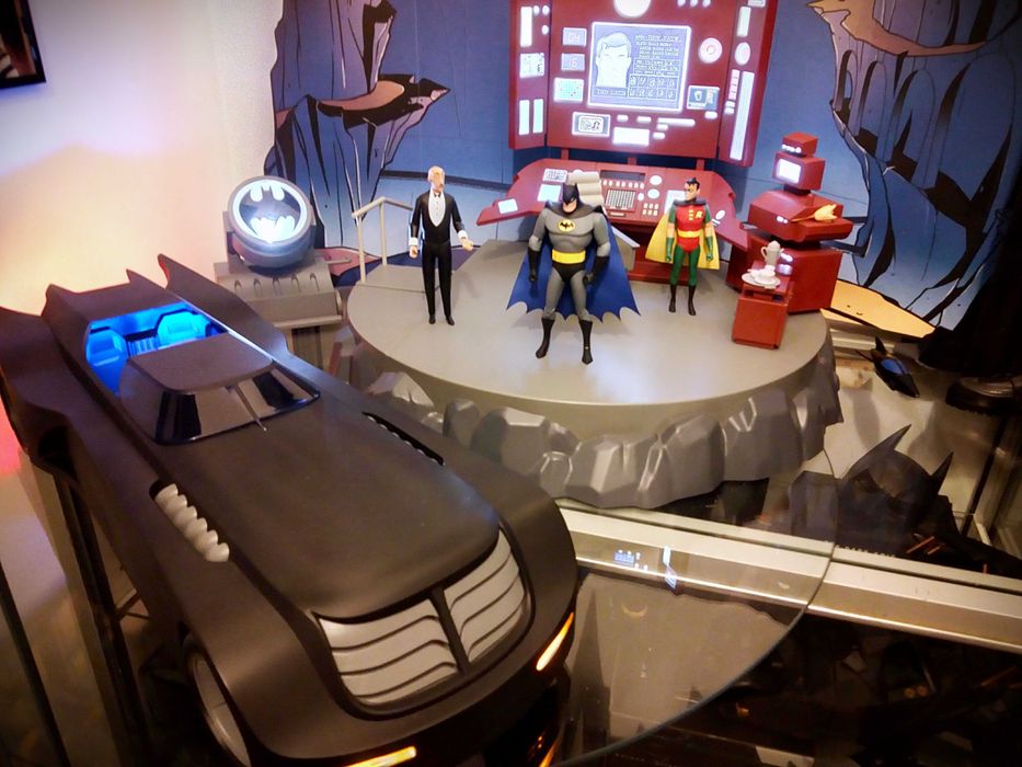 Batman The Animated Series - Batcave Diorama PlaySet