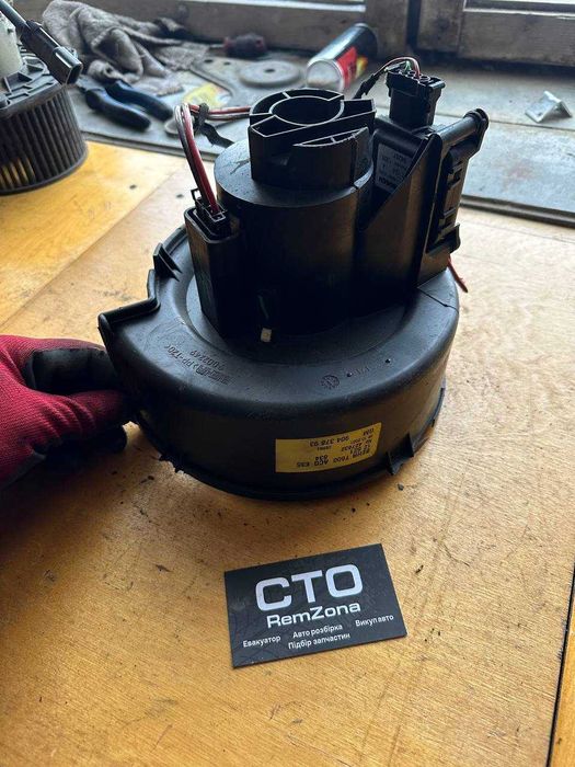 Моторчик печки отопителя Опель зафира а