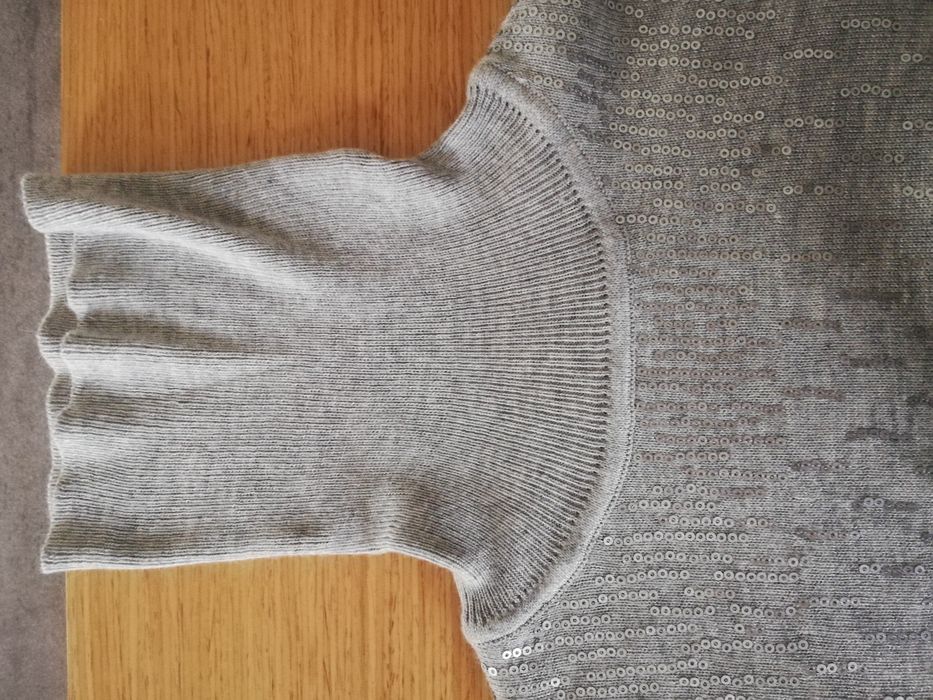 Sweter z golfem S