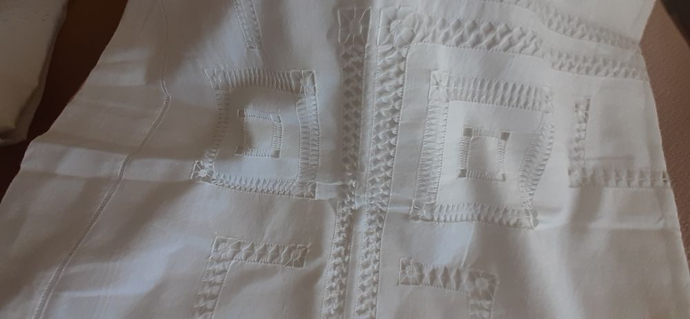 Lindo Lençol Bordados Manuais