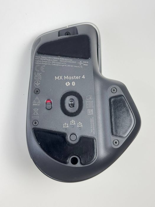 Бездротова оптична миша Logitech MX Master 4 Black - Bluetooth / USB-приймач, додаткове бічне коліщатко прокручування, підключення до 3 пристроїв