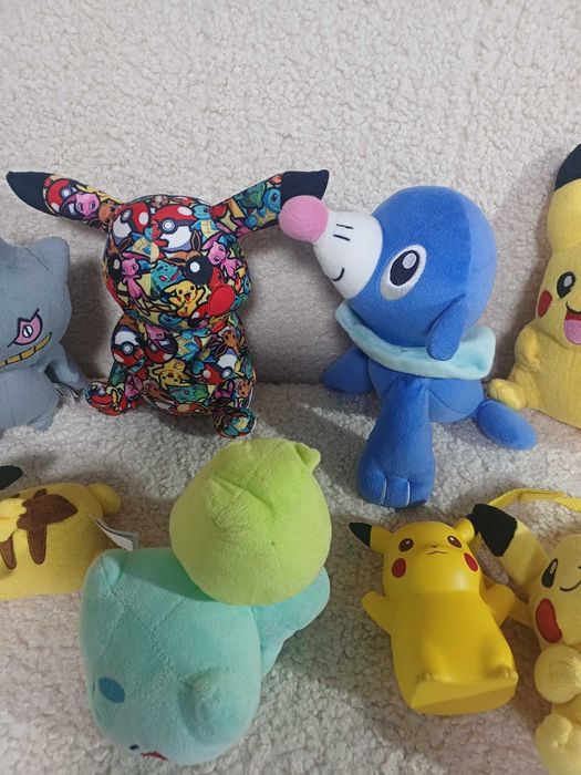 Pokemon Покемон Баннет Чікоріта Попліо Бульбазавр