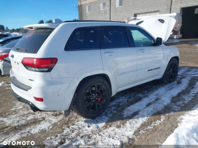 Jeep Grand Cherokee - 4