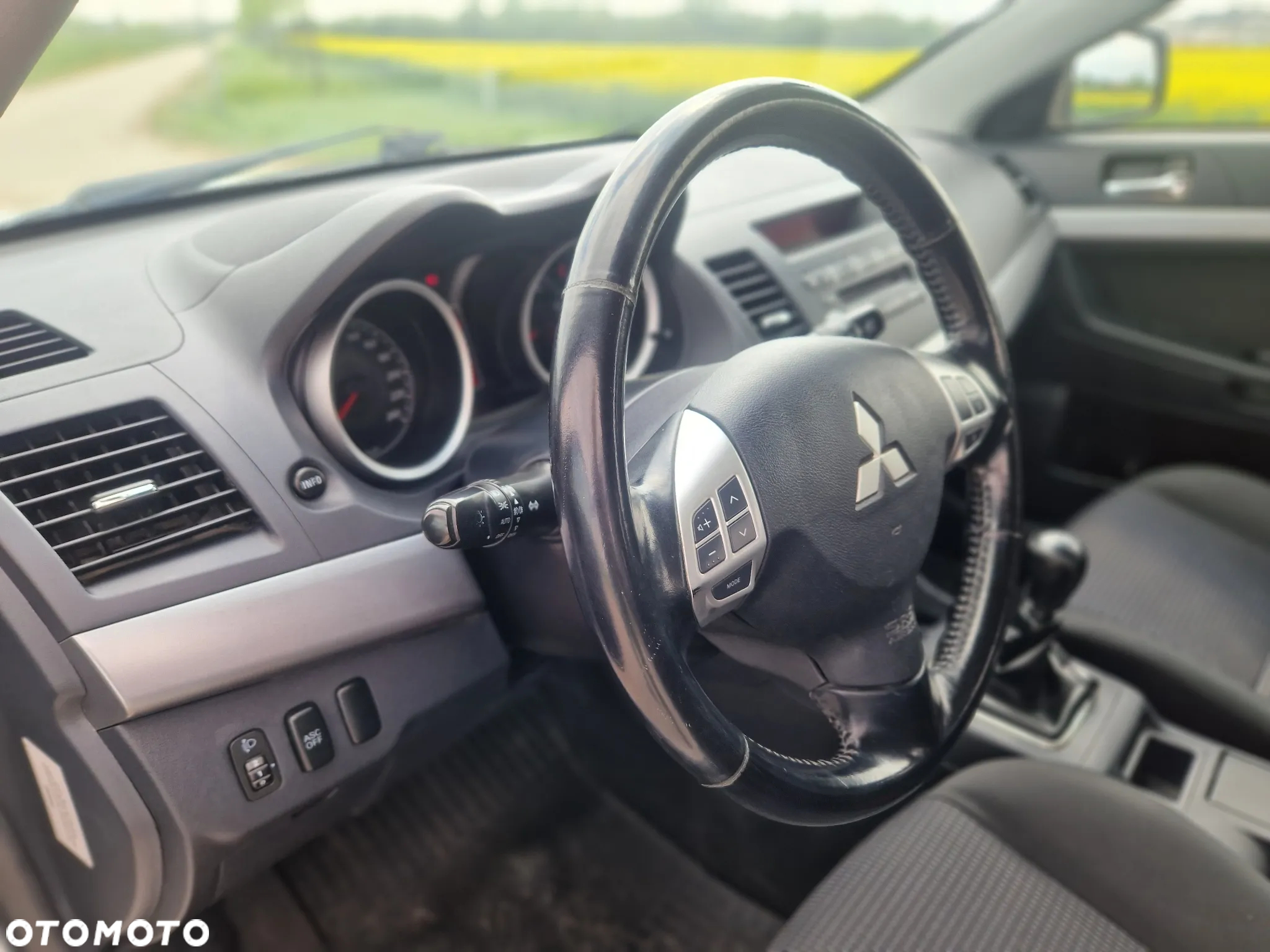 Mitsubishi Lancer 1.8 Inform - 24