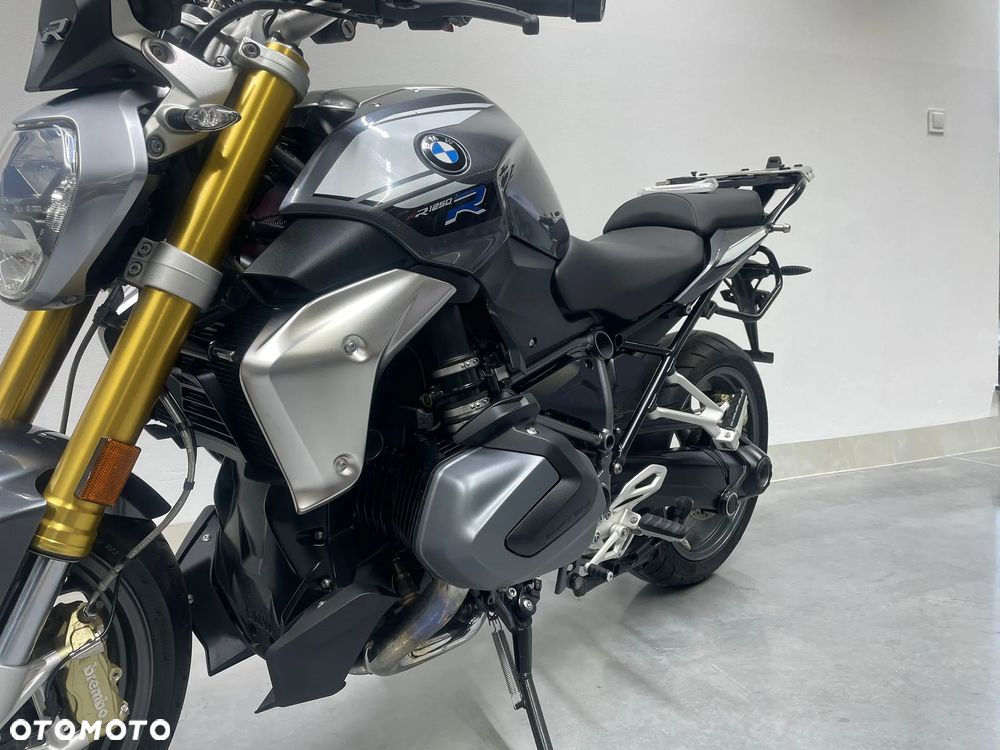 BMW R - 8