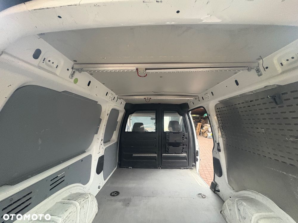 Volkswagen CADDY - 8