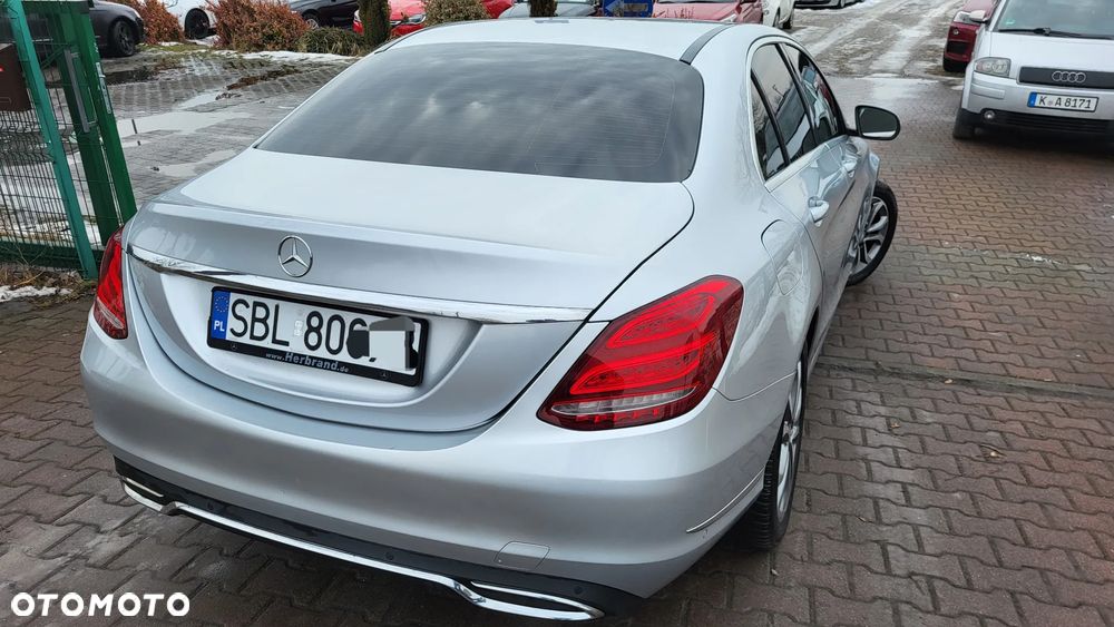 Mercedes-Benz Klasa C 180 (BlueEFFICIENCY) Avantgarde - 21