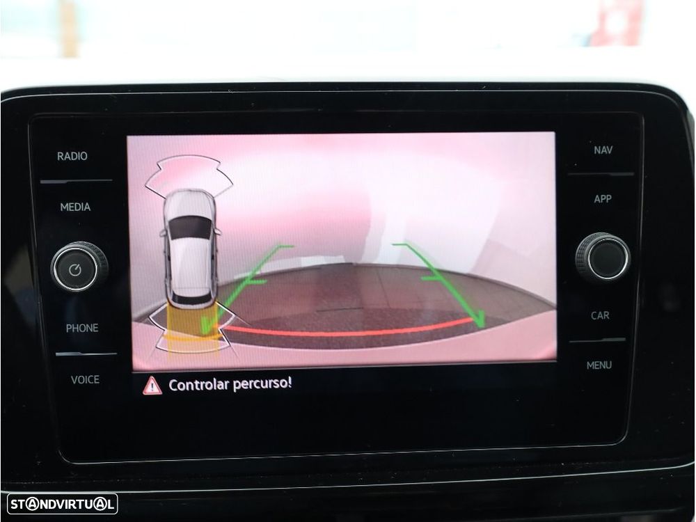 VW T-Roc 1.5 TSI Black Style DSG - 18