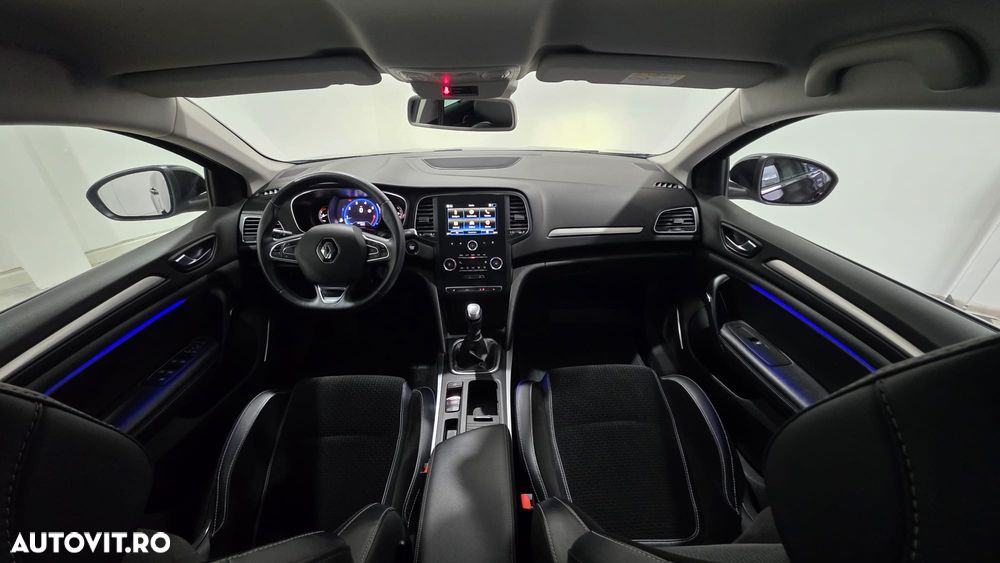 Renault Megane TCe GPF Intens - 14