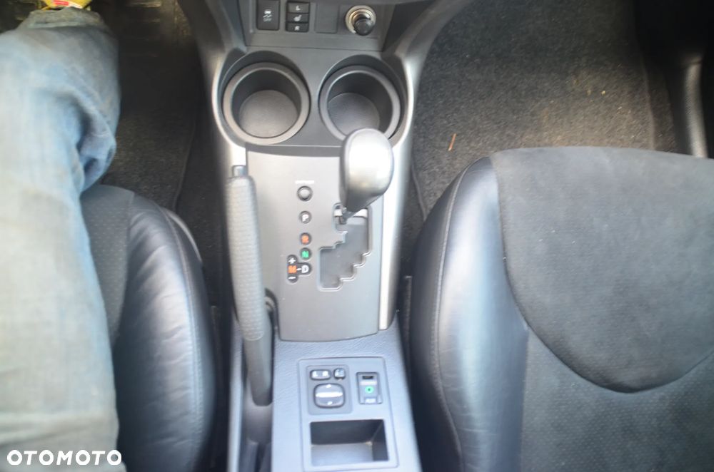 Toyota RAV4 2.0 VVT-i Prestige NAVI MS - 16