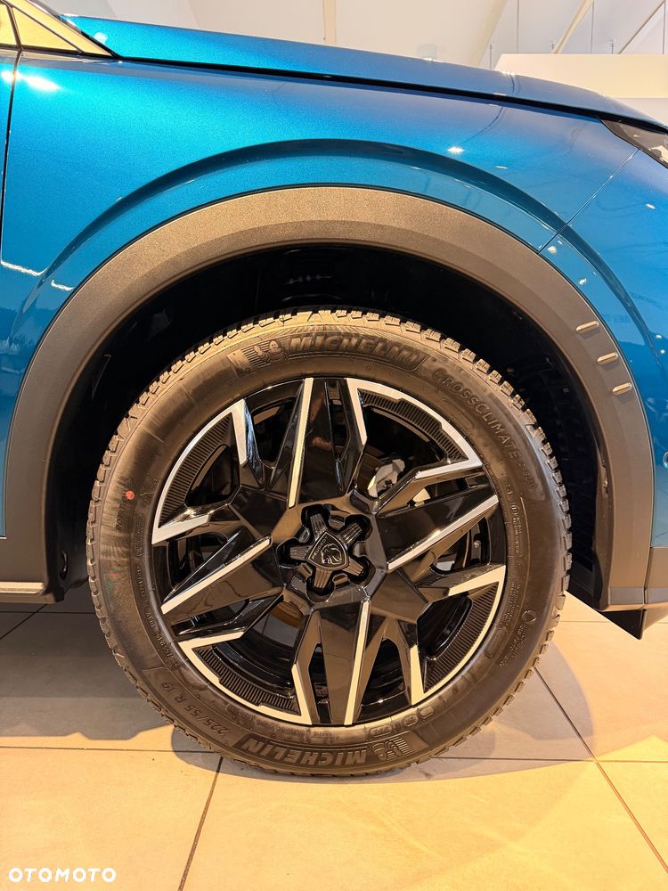 Peugeot 3008 1.2 PureTech mHEV Allure e-DCS6 - 11