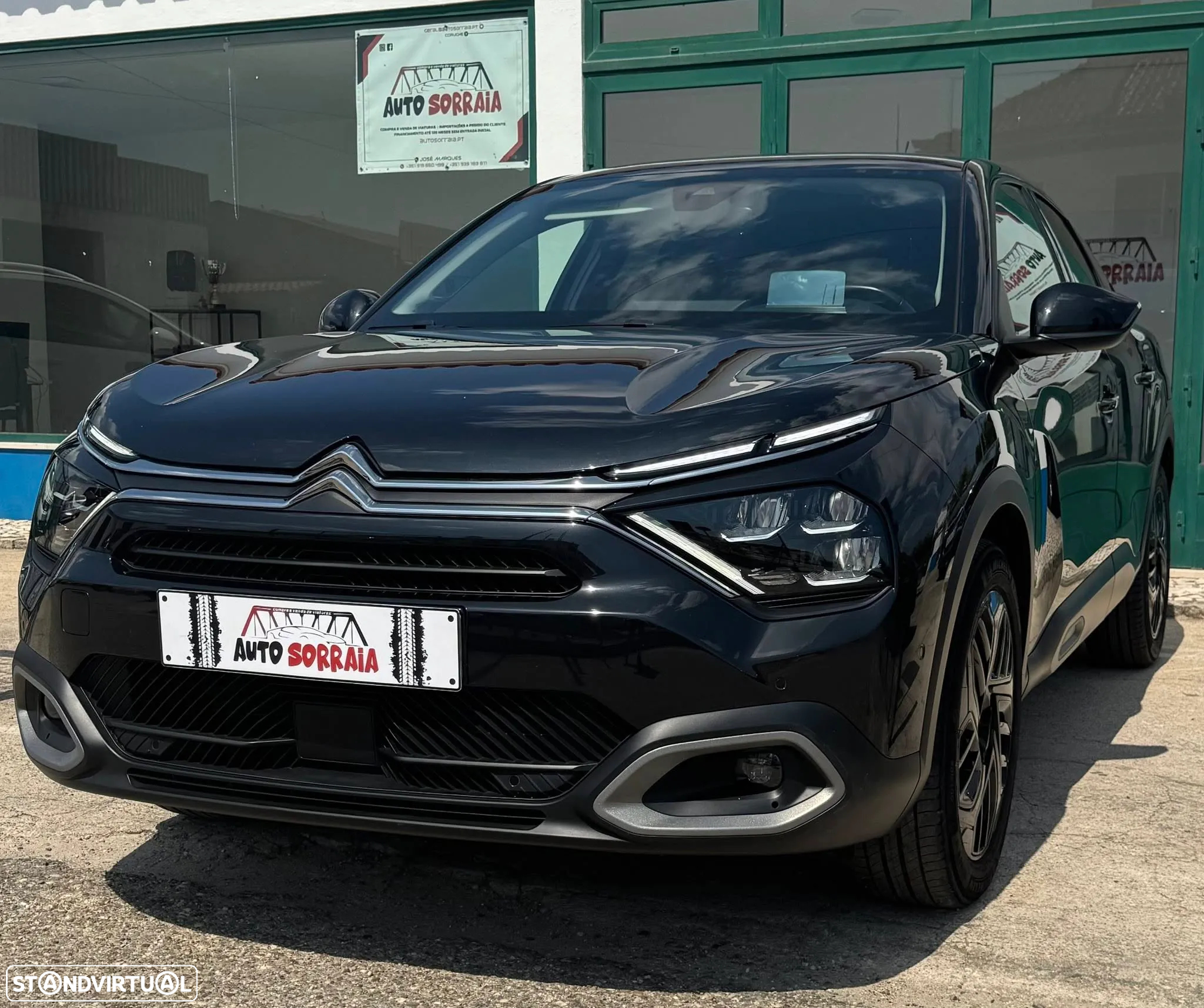 Citroën C4 1.2 PureTech Shine - 3