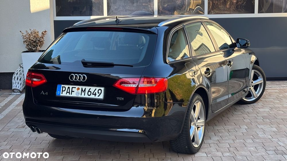 Audi A4 Avant - 27