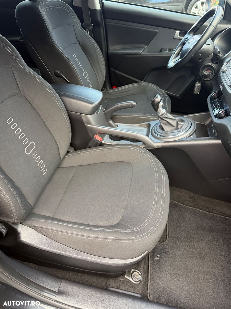 Kia Sportage 1.7 CRDI 2WD Attract - 8