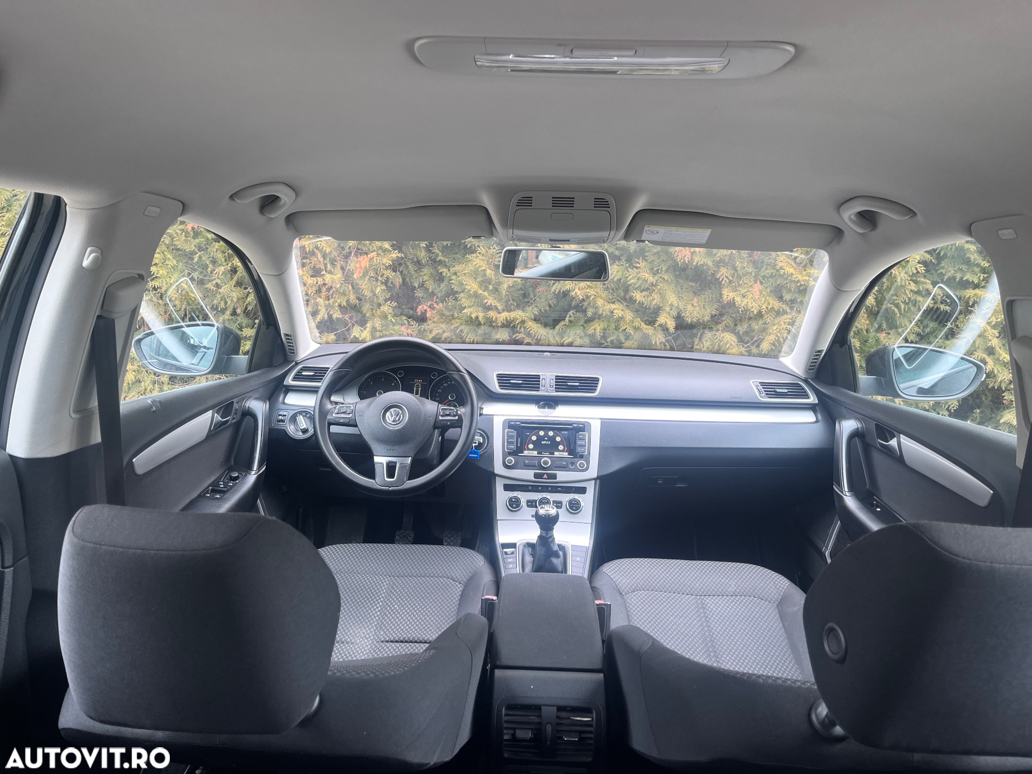 Volkswagen Passat Variant 1.6 TDI BlueMotion - 6