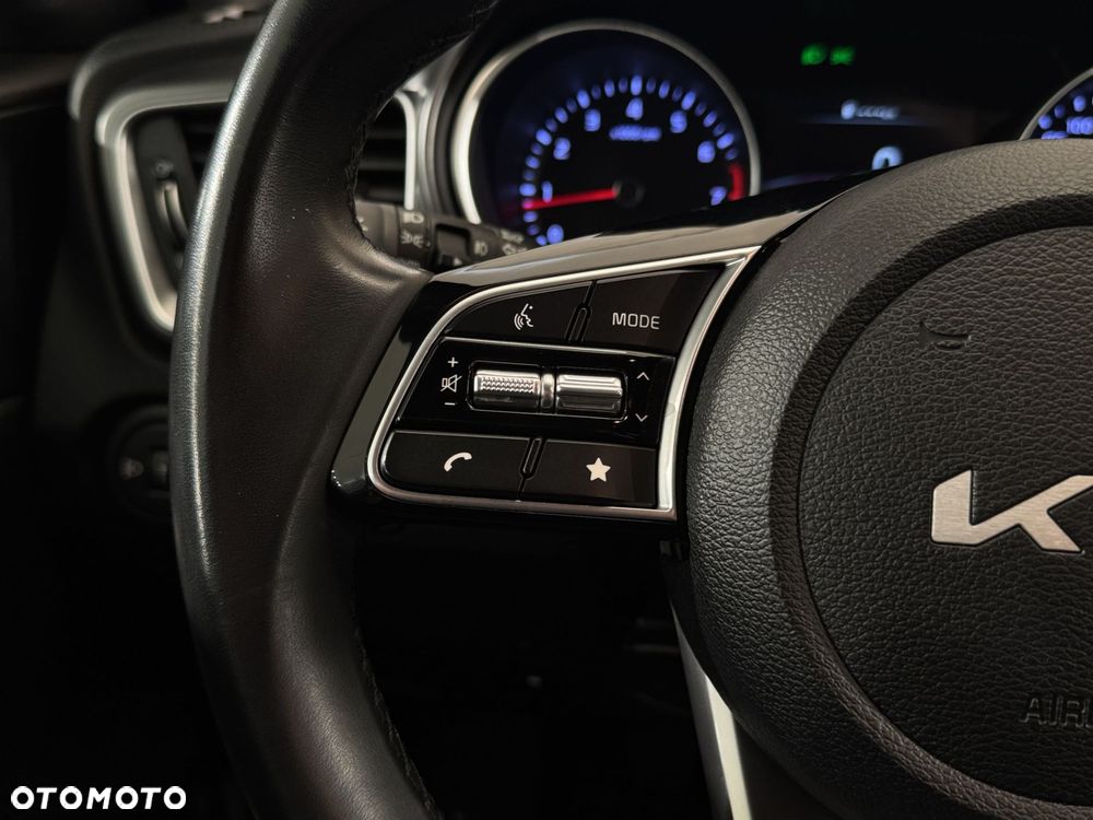 Kia Ceed 1.5 T-GDI M - 17