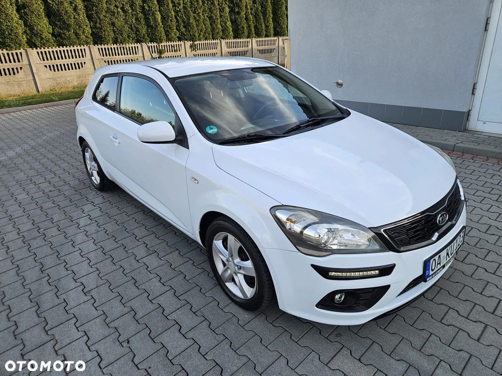 Kia ProCeed 1.4 CVVT Dream-Team Edition - 15