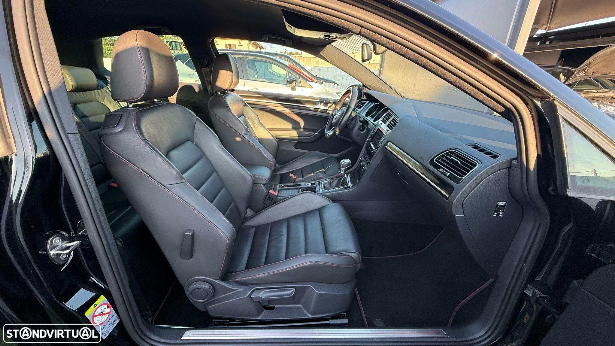 VW Golf 2.0 TSi GTi DSG Performance - 17