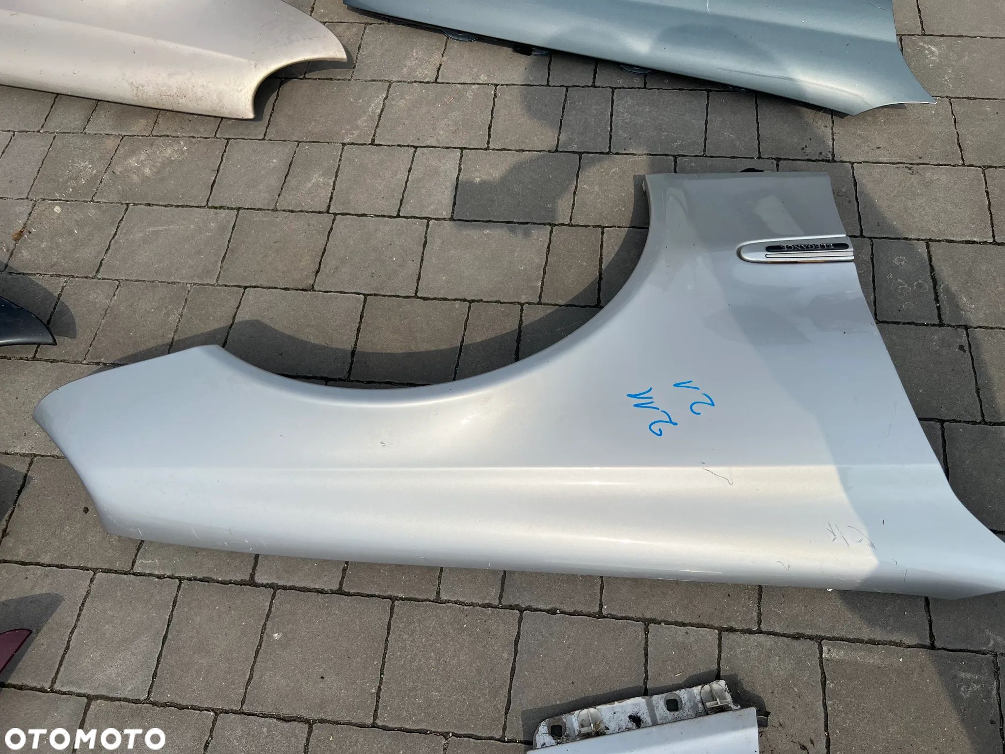 MERCEDES W211 BLOTNIK PRAWY - 1