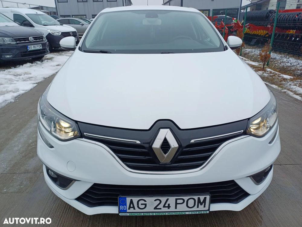 Renault Megane 1.5 dCI EDC Intens - 3