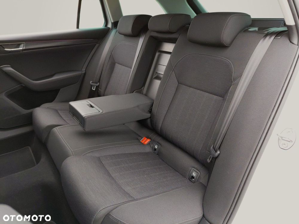 Skoda Superb - 11